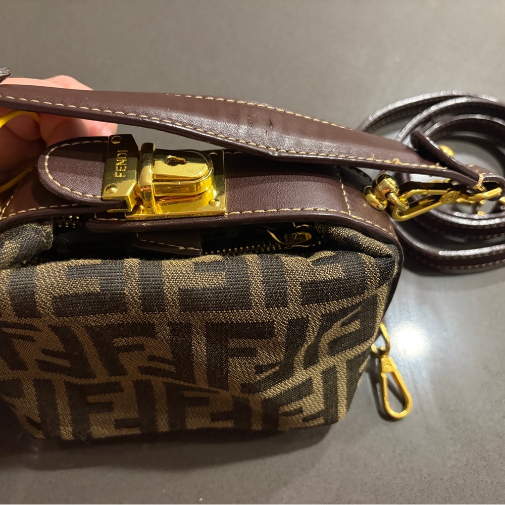 Fendi vintage purse